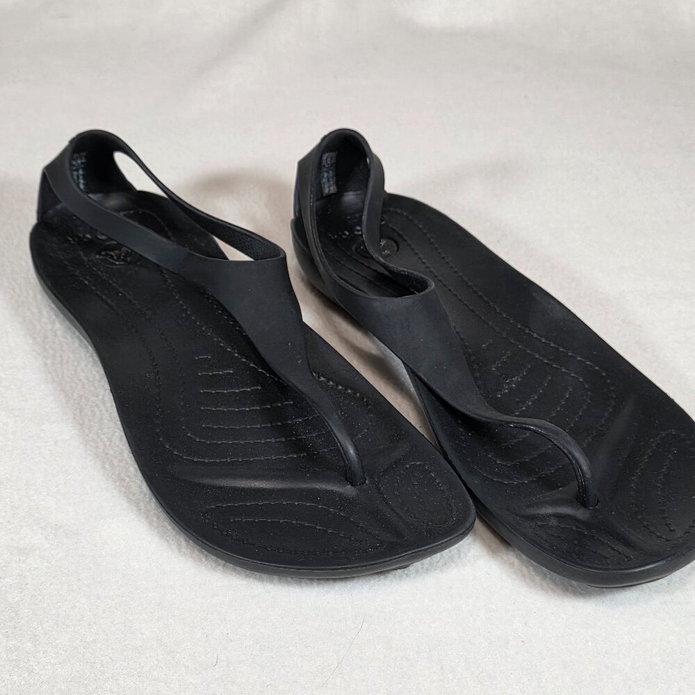 Crocs Dark Blue Slip On Flipflop Beach Sandals Women’s Size 10 New